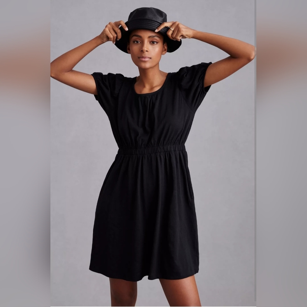 Elegant Black Mini Dress